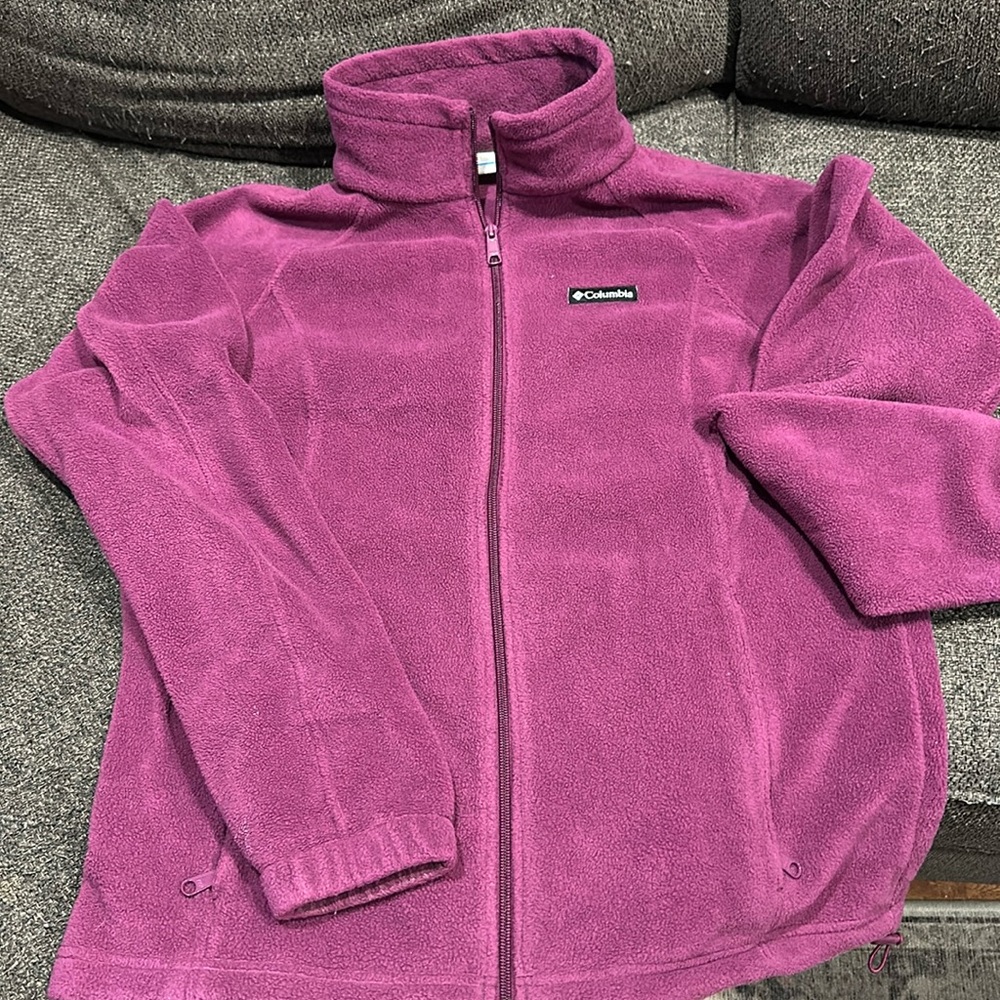 Columbia XL dark purple/maroon jacket. Good condition